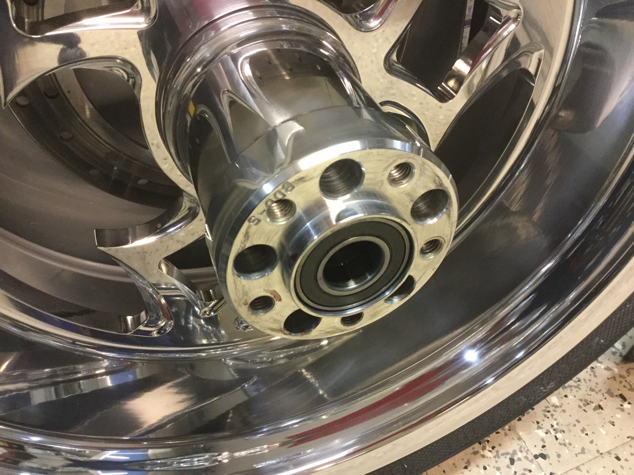 Rear pulley / belt hugging tire | Big Dog Motorcycles Forum